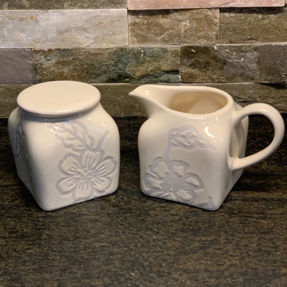 STUDIO NOVA | Cream & Sugar Set | Romantic Bloom Pattern